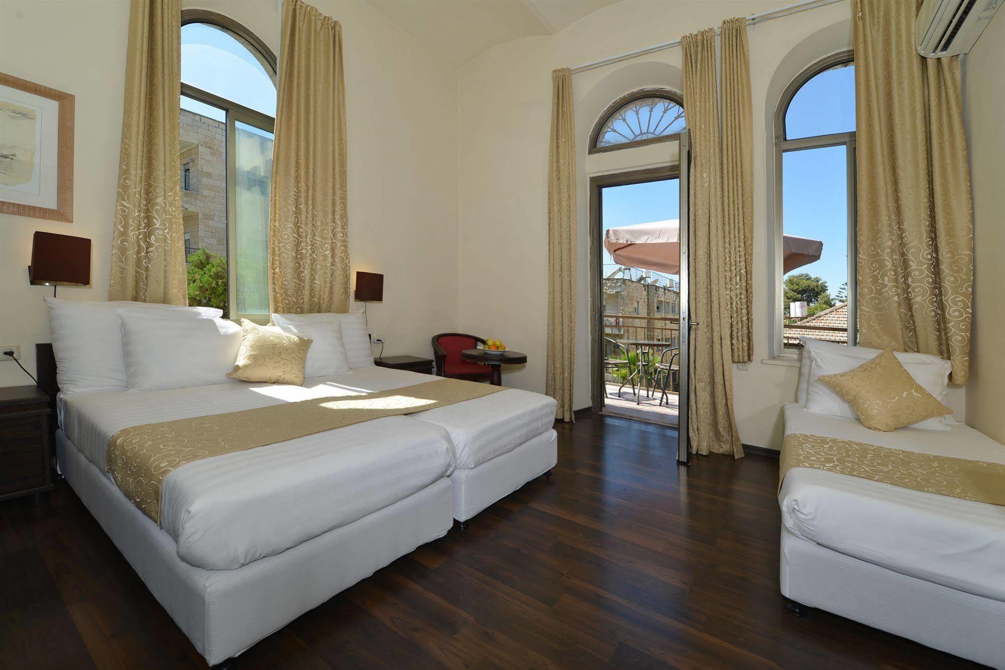 The Little House In Bakah Hotel Jeruzalem Buitenkant foto