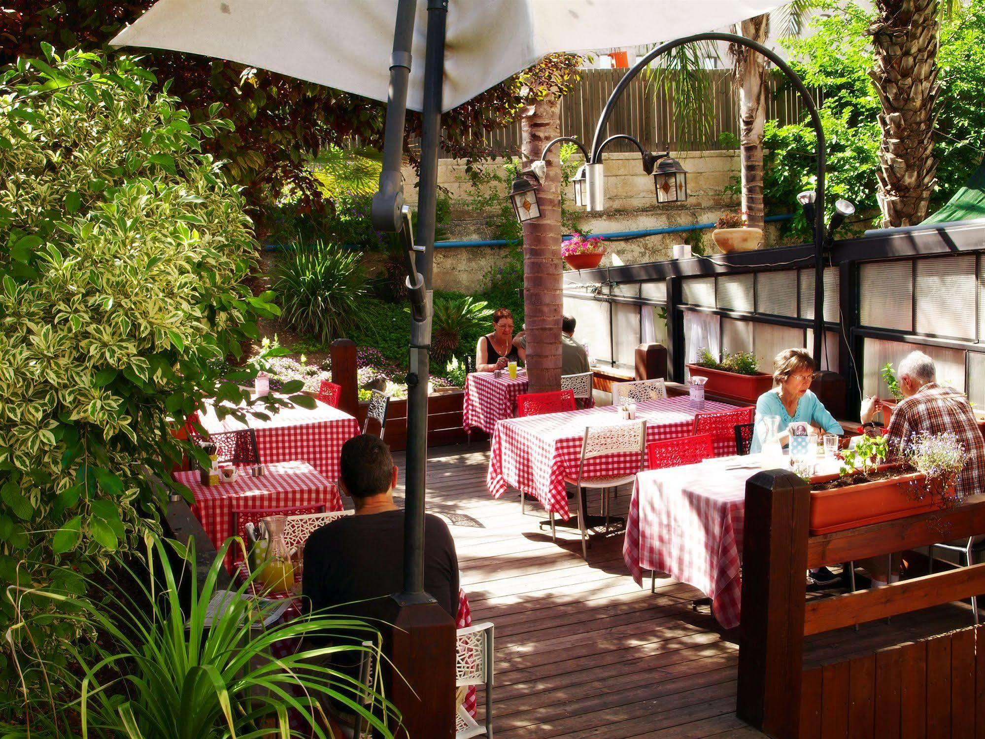 The Little House In Bakah Hotel Jeruzalem Buitenkant foto