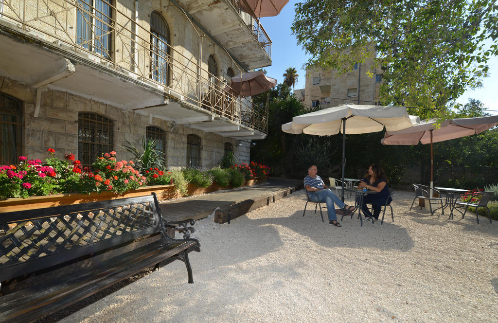 The Little House In Bakah Hotel Jeruzalem Buitenkant foto